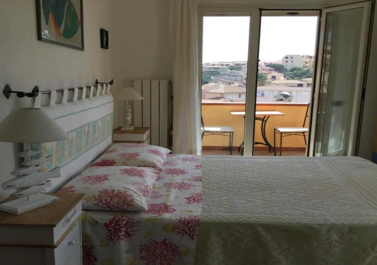 Maison d'hôtes Villa le Bougainvillea La Maddalena