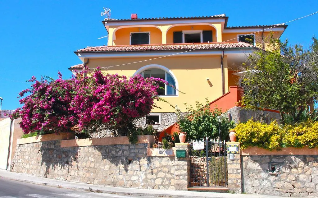 Villa le Bougainvillea La Maddalena